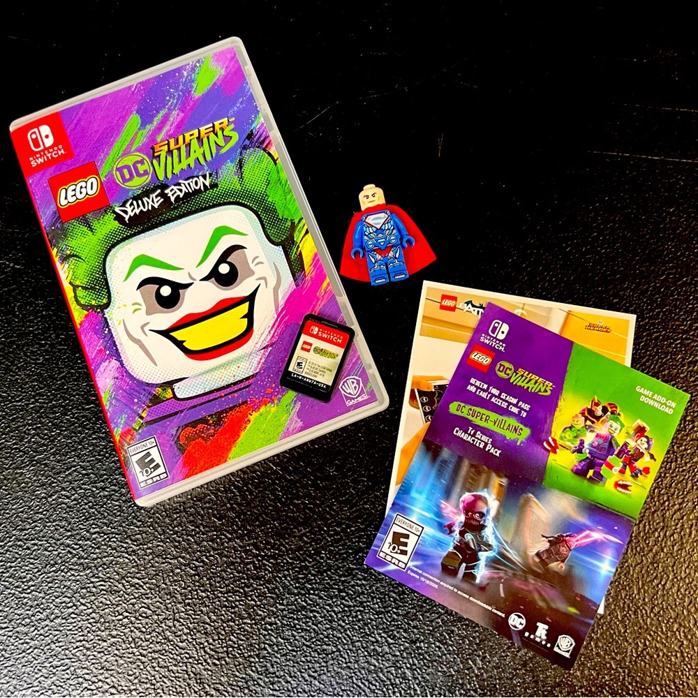 LEGO DC Supervillains - Deluxe Edition - Nintendo Switch MiniFig & Unused DLC